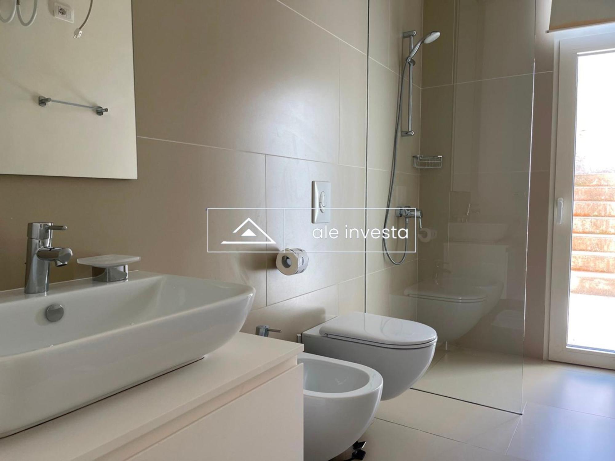 Coast 60 B Villa Palasë